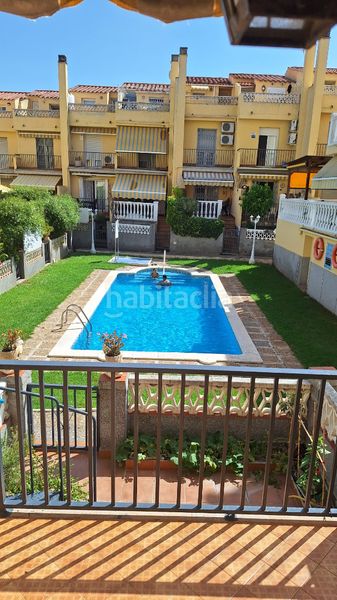 Foto 54dd9991-1f16-4646-8d9e-6e0935cdb39f. Casa aparellada amb xemeneia calefacció aparcament piscina a Torredembarra