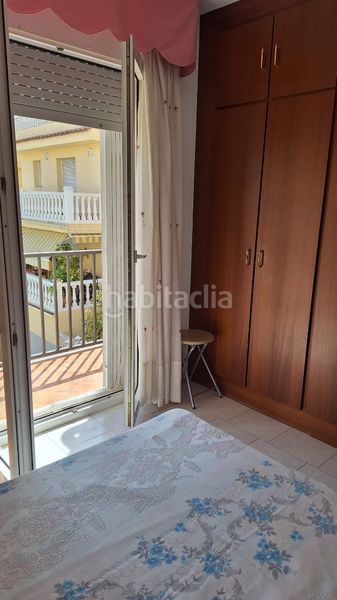 Foto 6b8b34df-897b-46b9-905d-d7f63eec2de1. Casa aparellada amb xemeneia calefacció aparcament piscina a Torredembarra