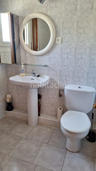 Foto ae04193f-043a-481c-94c6-ec953bd0dedd. Casa aparellada amb xemeneia calefacció aparcament piscina a Torredembarra