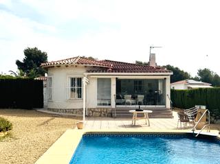 Chalet  Carrer pagell. Chalet independiente con mucha privacidad de una planta en una z