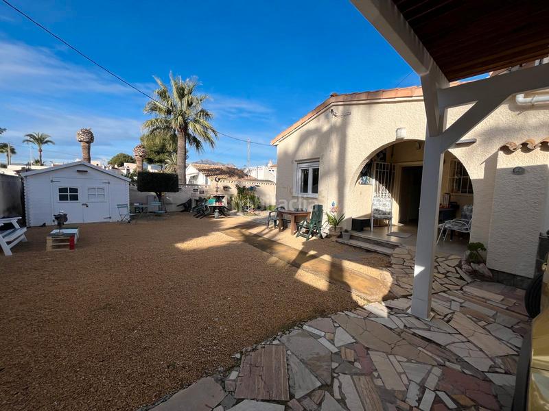 Foto b0bed13b-ea15-4762-b4a2-597f69120eeb. Xalet amb xemeneia aparcament piscina a L´Albir Alfàs del Pi (l´)