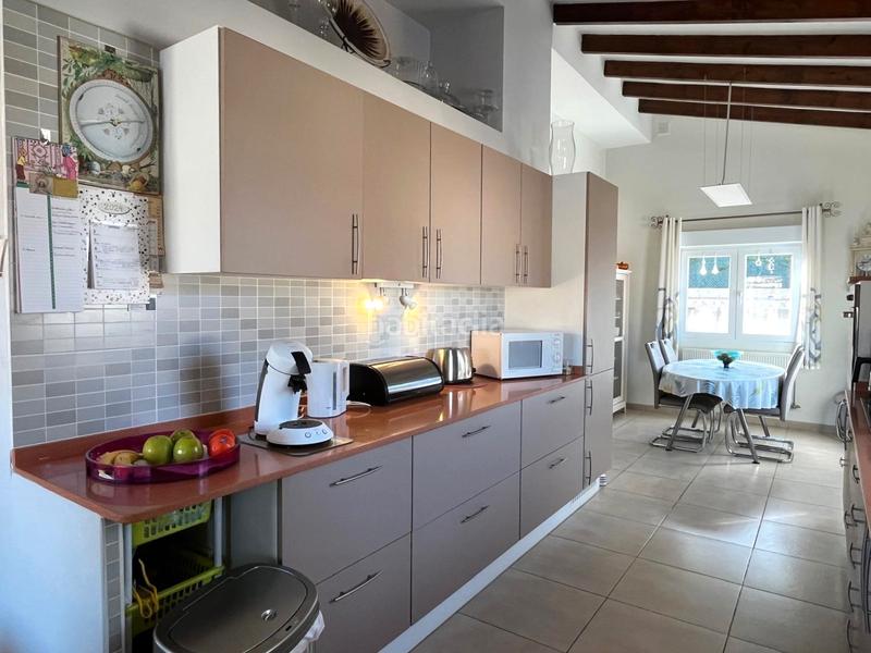 Foto c6e3e715-4627-463e-86d9-bb37d04bfc5d. Xalet amb xemeneia aparcament piscina a L´Albir Alfàs del Pi (l´)