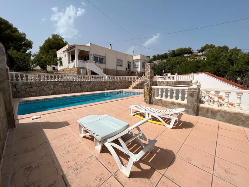 Foto a587dbb8-3f1c-4b04-b34d-98ef62f398f5. Chalet con camino parcheggio piscina in Escandinavia-Cautivador Alfàs del Pi (l´)