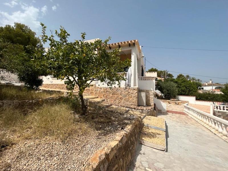 Foto c416ce70-8319-4cc1-9700-f8547c361f8e. Chalet con camino parcheggio piscina in Escandinavia-Cautivador Alfàs del Pi (l´)