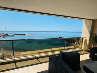 Appartement  Calle currica 25. Propiedad única en primera línea de playa en mascarat, altea, co