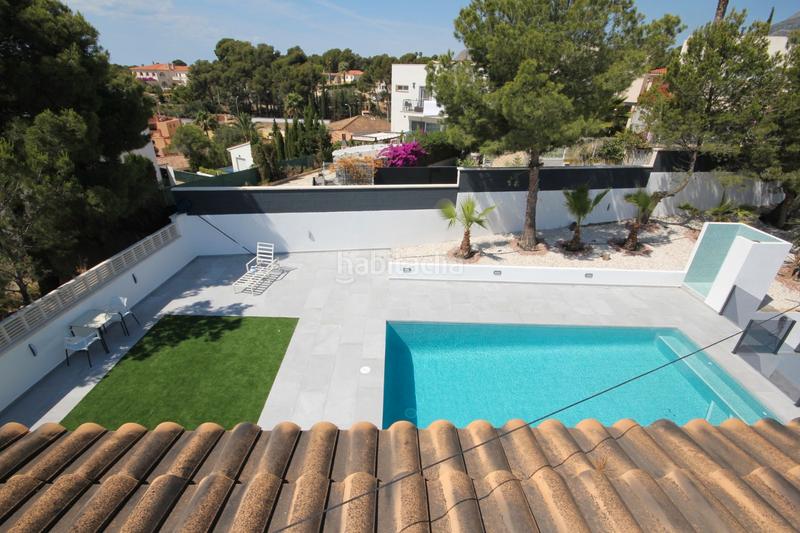 Foto 2e6f80d2-8946-4af3-a7c6-1ab8316f2ffa. Chalet in avinguda el copet 52 in Coloma Nucia (la)