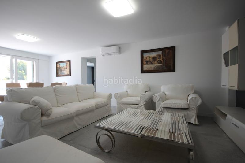 Foto cf092b3d-e5a2-42d9-a6de-3e98c0b30bb5. Chalet in avinguda el copet 52 in Coloma Nucia (la)