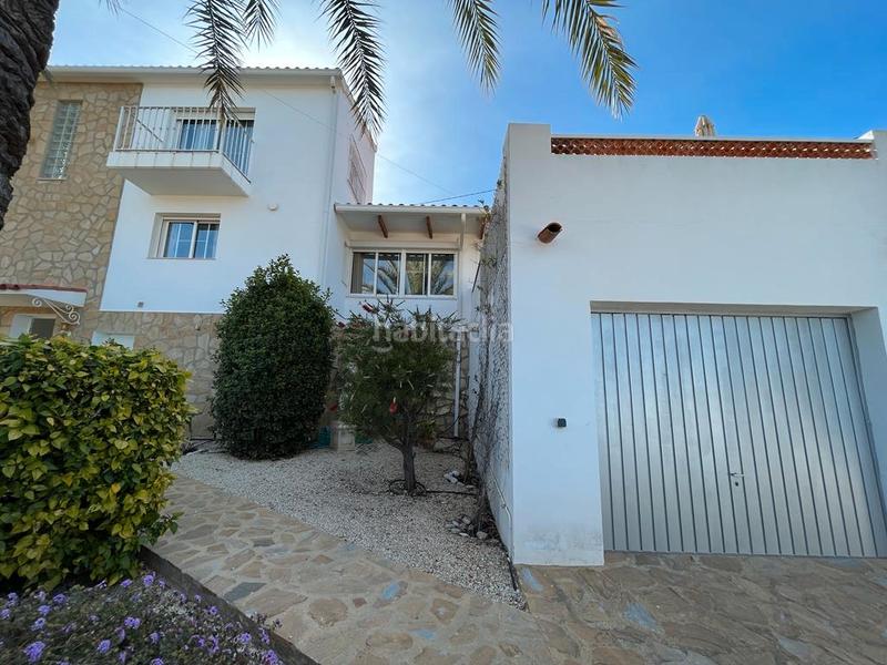 Foto d539e6fe-48a3-40b9-9c22-7e19b80b0889. Chalet in carrer els lleons 11 in L´Albir Alfàs del Pi (l´)