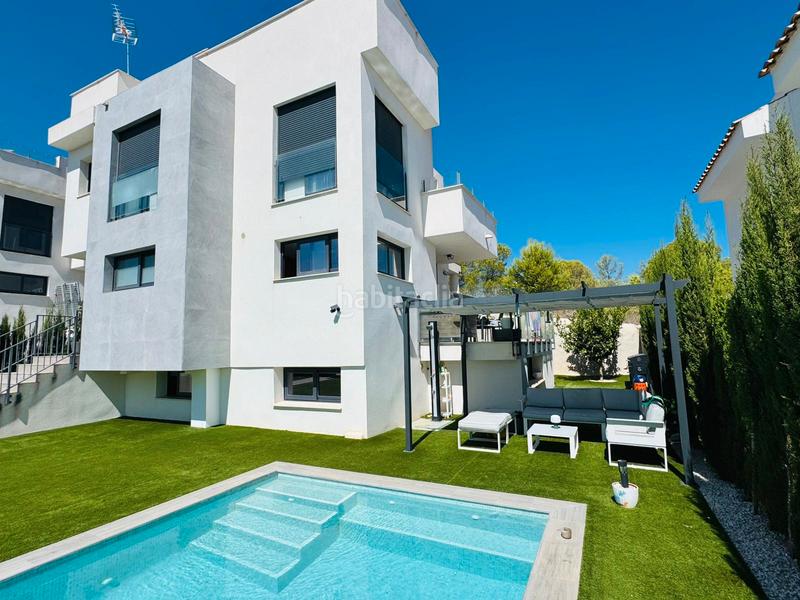 Foto 18be3ecb-309b-4517-b9c1-a6f0deffda7f. Xalet amb aparcament piscina a Polop