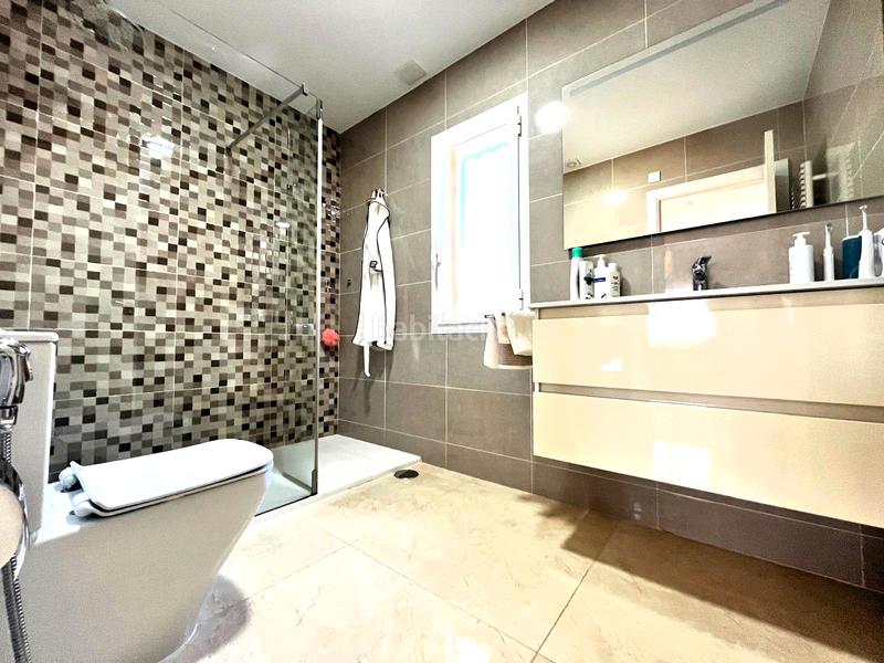 Foto bab92acc-ee5c-4455-9169-60f169d016dd. Casa bifamiliare con camino parcheggio piscina in Alfàs del Pi (l´)
