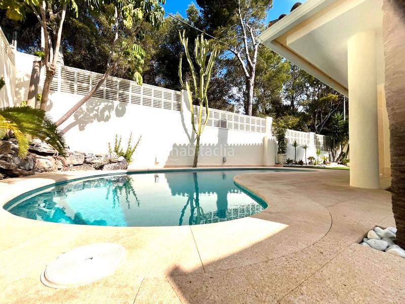Foto c72881e1-c3a8-422c-a714-c3b9f6cef7c5. Casa bifamiliare con camino parcheggio piscina in Alfàs del Pi (l´)