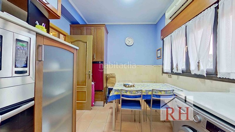 Foto 2bc32f9a-9257-4055-8ddd-0a4b5749599a. Chalet en Postas Azuqueca de Henares