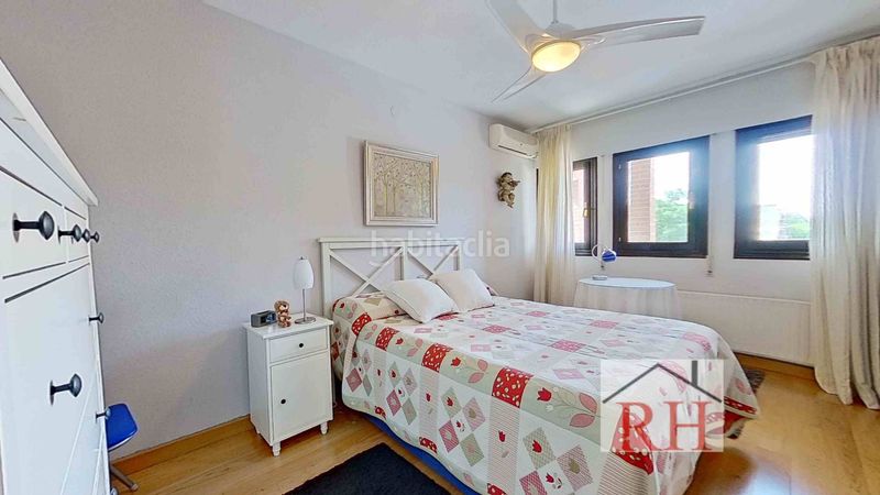 Foto b863c230-db7a-40a3-b727-0bd1d009c3ee. Chalet en Postas Azuqueca de Henares
