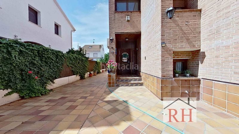 Foto d6664047-a14d-4215-90af-cee0168dc009. Chalet en Postas Azuqueca de Henares