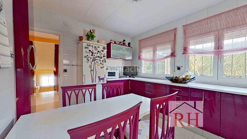 Foto 417bb99a-75d4-440c-9b7b-569a40999de4. Xalet amb xemeneia calefacció aparcament a Peñas Albas - Zulema Villalbilla