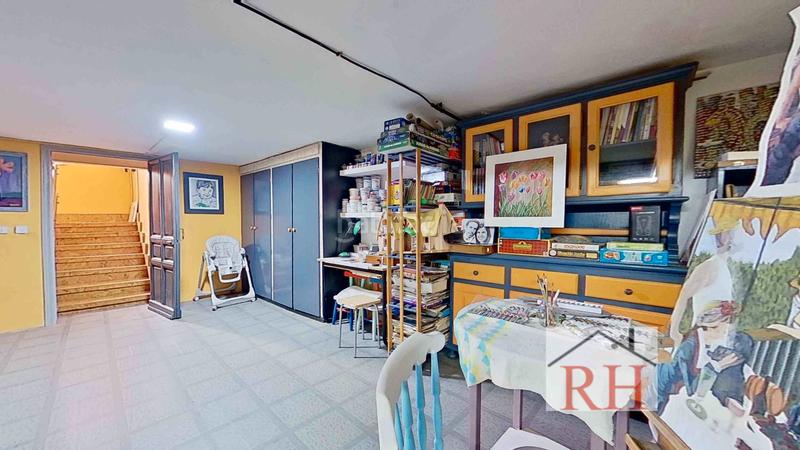 Foto 5a8d6d42-a930-4f05-85d7-d47a5f6bdf5e. Xalet amb xemeneia calefacció aparcament a Peñas Albas - Zulema Villalbilla