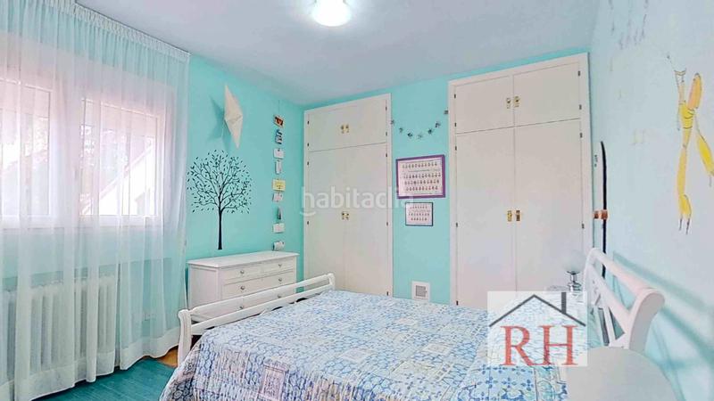 Foto ca9106d3-0f4e-47b3-b123-d8eecf68d6f4. Xalet amb xemeneia calefacció aparcament a Peñas Albas - Zulema Villalbilla