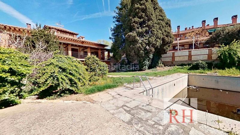 Foto d56e216f-09d1-4b97-81ca-72f861535c13. Chalet en Centro Azuqueca de Henares