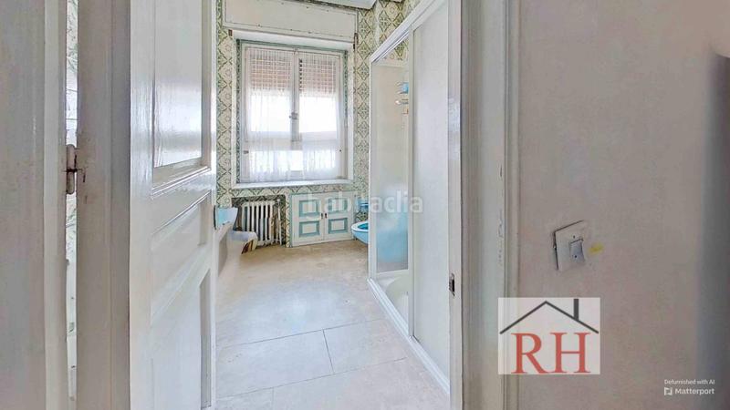 Foto f7b8d37b-4edb-4286-a080-288624b410a5. Chalet en Centro Azuqueca de Henares