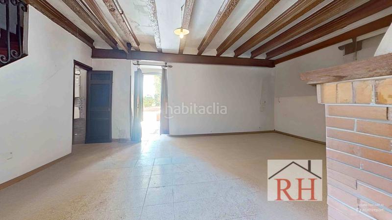 Foto b0ca973d-86dc-4842-9c8b-9ba9bdeea29d. Chalet in Centro Azuqueca de Henares