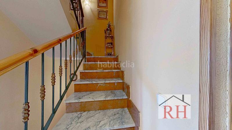 Foto 6ed1fbb9-4af5-43db-ad33-80e55a4456b3. Maison jumelée avec cheminée chauffage parking dans Alcalá de Henares