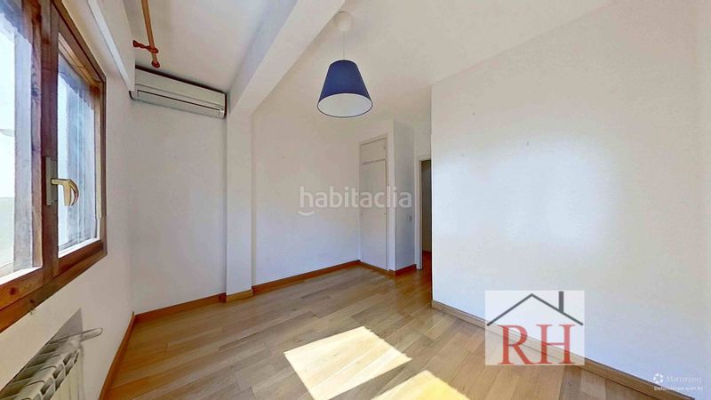 Foto ac5b9500-2747-47f5-a72e-4eeb514c2001. Pis amb calefacció a Campamento Madrid
