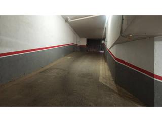Aparcament cotxe a Centro ciudad. Cochera cerrada zona calle marqués