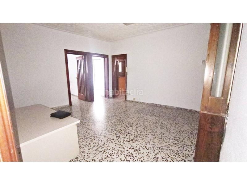 Foto 0a773e10-d192-4ae5-a869-e7f9572f77f6. Local comercial local en venta en centro en Centro ciudad Linares