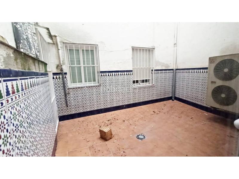 Foto 12de98ab-954c-42f7-b632-de32ed7f04e3. Local comercial local en venta en centro en Centro ciudad Linares