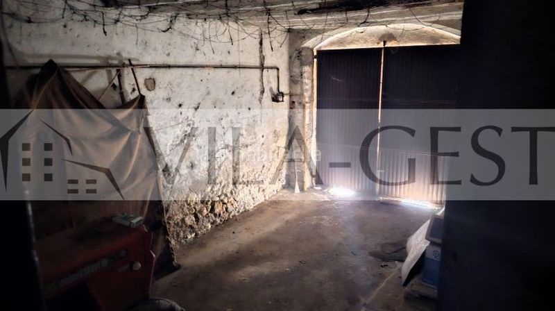 Foto b09a78fe-3dea-4c24-810a-22bc005ef6cc. Casa amb xemeneia aparcament a Vila-seca poble Vila-seca