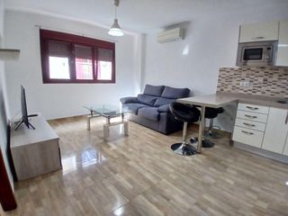 Lloguer Pis  Calle bernardo de la torre. Piso en alquiler con garaje y terraza privada zona puerto  cante