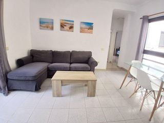 Affitto Appartamento  Calle sargento llagas. Piso en alquiler amueblado de 3 habitaciones zona puertocanteras