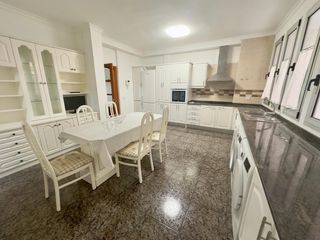 Lloguer Pis  Pasaje suecia. Espacio y confort en mesa y lopez