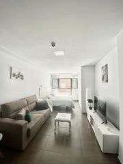 Lloguer Loft  Calle el salvador. Apartamento corta temporada en zona guanartemelas canteras