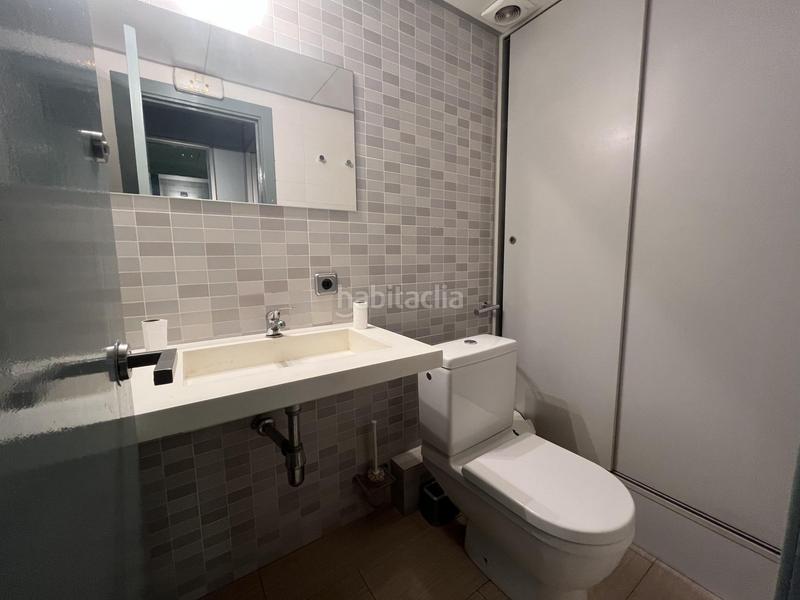 Foto def131b4-8820-4f02-9447-aaa007b42d56. Alquiler oficina  a gran via jaume i en Centre-Barri Vell Girona
