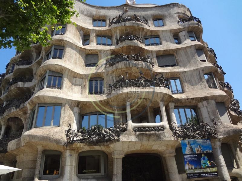 Foto fa41dc6b-80b0-4f48-82b1-01cfe5e5dbcf. Apartamento loft de diseño con licencia turística en el quadrat dor eixample dret, en Barcelona