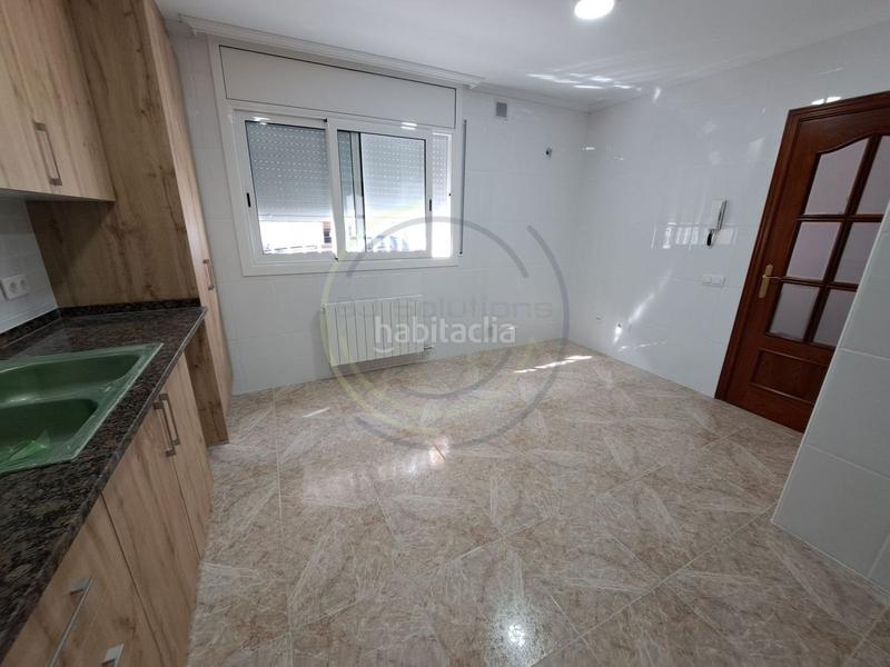 Foto 4d9f5cf8-b3d6-4038-8356-45a97bab2168. Affitto casa con riscaldamento parcheggio in Vista Alegre Mataró