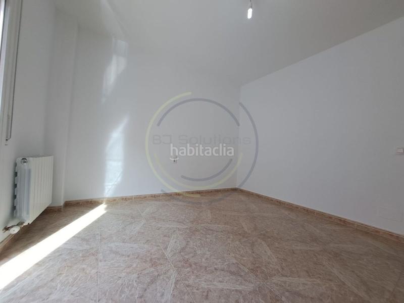 Foto 988ac13d-7677-403d-922f-d2b34249ae02. Rent house with heating parking in Vista Alegre Mataró