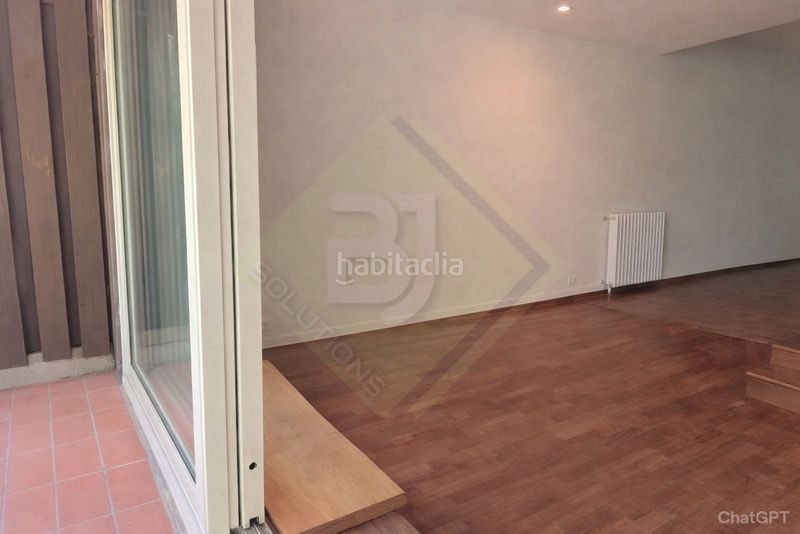 Foto 6fe1a121-5622-4db8-81c6-0c98f1386f55. Pis amb calefacció a Tres Torres Barcelona