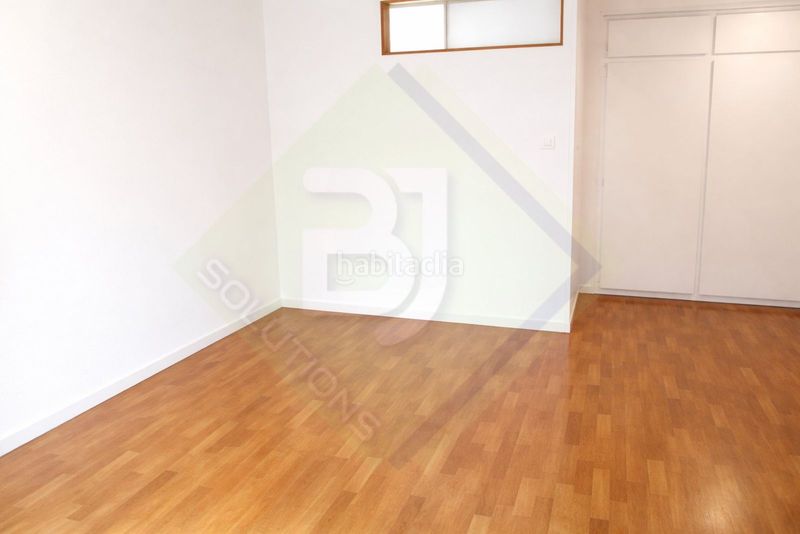 Foto 920f6243-819b-402f-80db-c11b91b62289. Pis amb calefacció a Tres Torres Barcelona