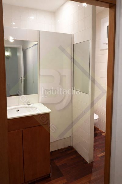 Foto affb4245-7308-4a07-bfd7-c7d2dd9e8cb3. Pis amb calefacció a Tres Torres Barcelona