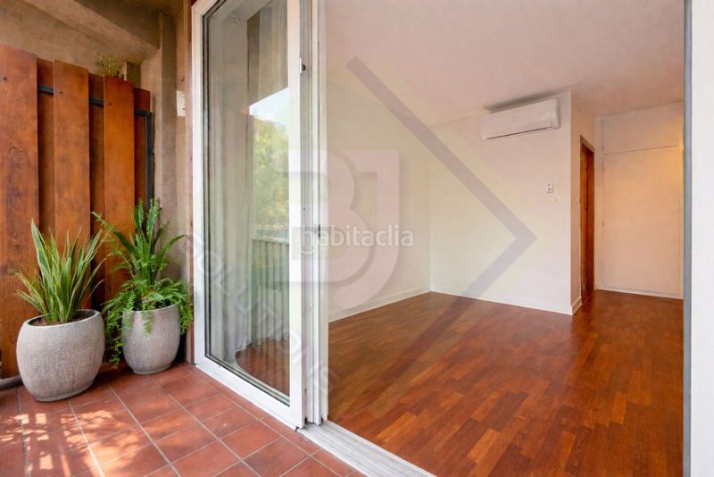 Foto da8a97db-790a-40b1-8be4-c2b65ebcbddb. Pis amb calefacció a Tres Torres Barcelona