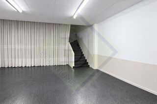 Gesch�ftsraum in Maresme 457. Barrio habana frente al mar. local comercial con ba�o completo e