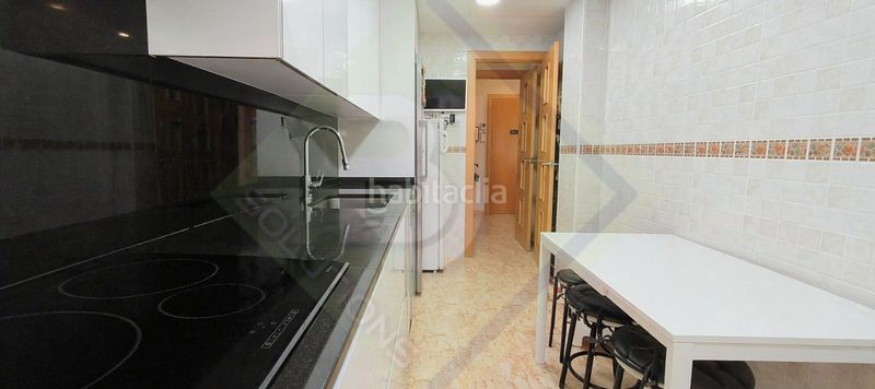 Foto f4807f76-e3ba-4eef-bd5b-088ef26ebf1b. Appartement avec chauffage parking dans Eixample Mataró