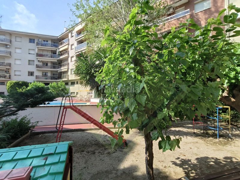 Foto a1338110-78c0-4d72-bf83-410b355b819b. Pis amb calefacció aparcament piscina a Centre Pineda de Mar