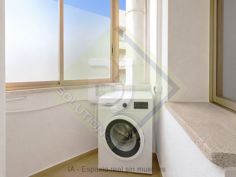Foto a9578718-9dfd-41b6-a9a6-cf0b56481c0b. Pis amb calefacció aparcament piscina a Centre Pineda de Mar