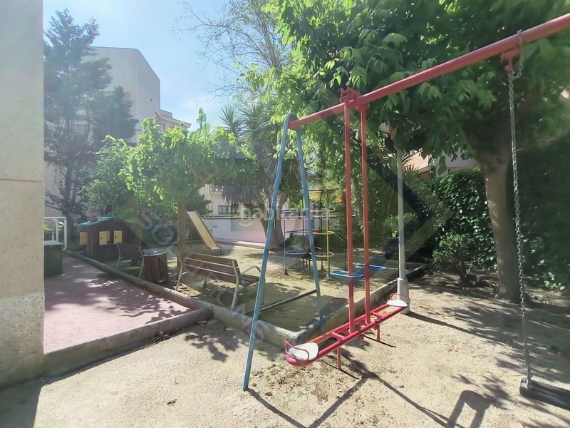 Foto d1ed8f16-5742-4707-b68d-97aeff6dfc74. Pis amb calefacció aparcament piscina a Centre Pineda de Mar