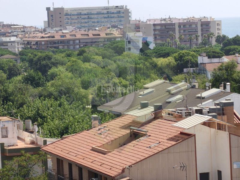 Foto 78513729-73c9-44d3-9f5d-613224235c8a. Pis amb calefacció aparcament a Poblenou Pineda de Mar