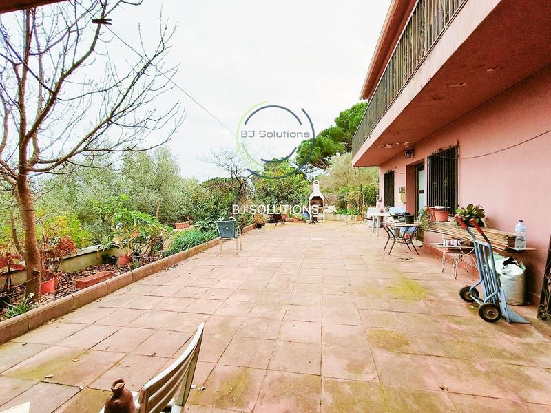 Foto 97337129-3592-44cd-884b-19ef3225a39d. Masía fincas rústicas en Calella