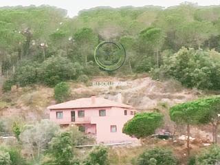 Masia  Carrer de valldebanador, 1, calella. Fincas rústicas en calella